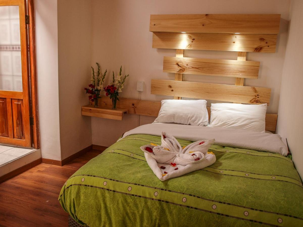 Eureka Lodge Ollantaytambo Esterno foto